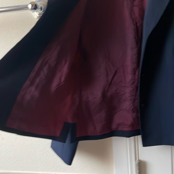 Anne Klein Blue Tailored Blazer with Notched Lapels - Picture 3 of 9